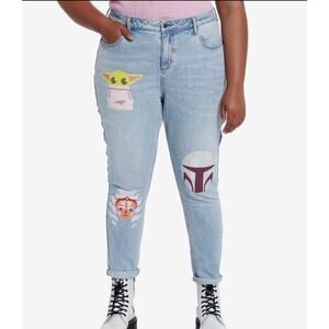 NWOT Disney Her Universe Star Wars: The Mandalorian Faces Frayed Mom Jeans Sz 15